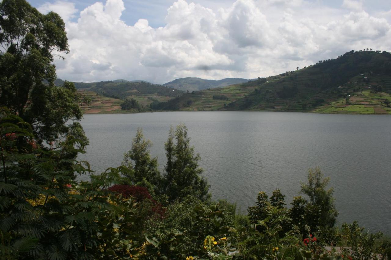Amasiko Homestay Lake Bunyonyi Kabale Bagian luar foto