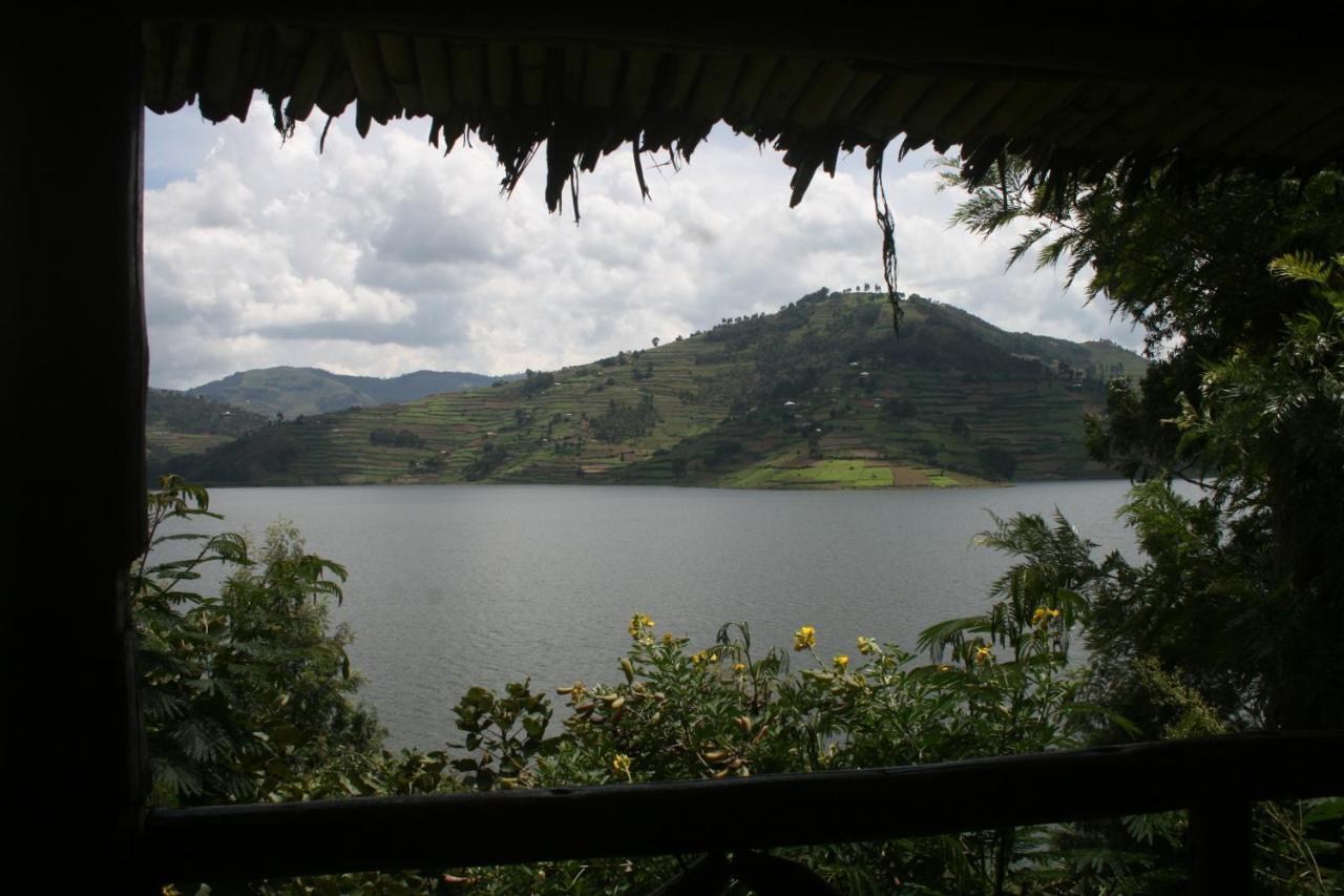 Amasiko Homestay Lake Bunyonyi Kabale Bagian luar foto
