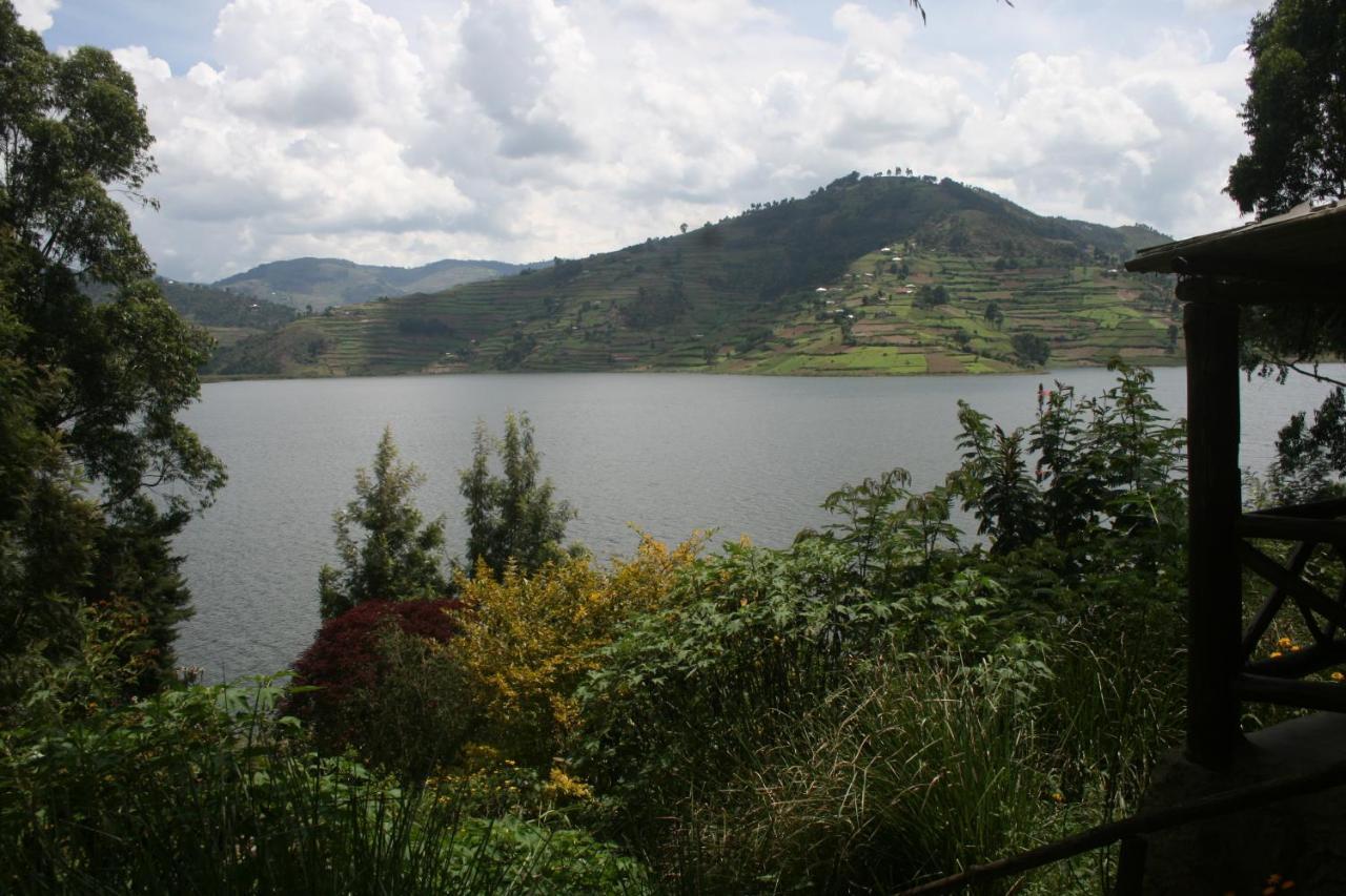 Amasiko Homestay Lake Bunyonyi Kabale Bagian luar foto