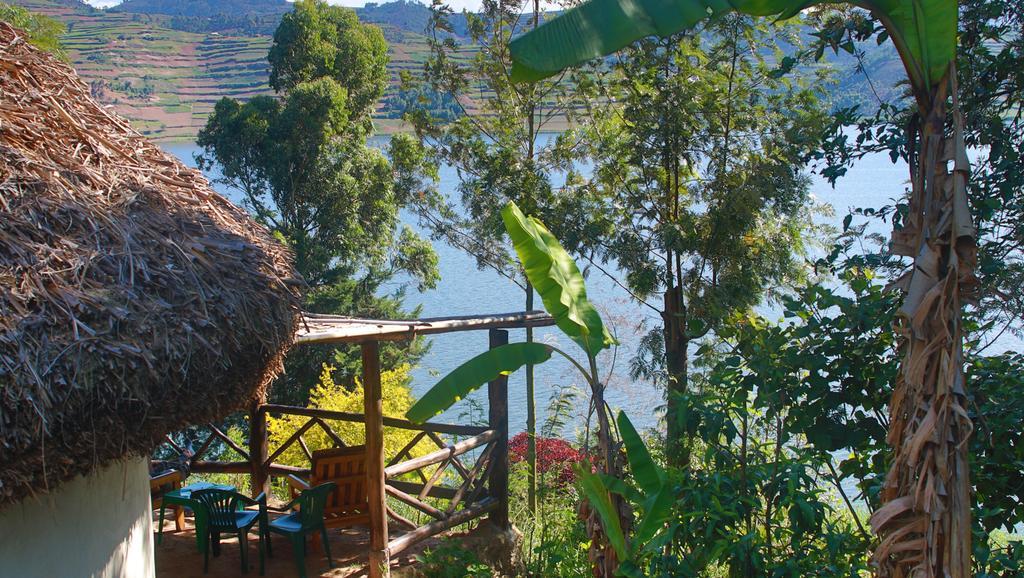 Amasiko Homestay Lake Bunyonyi Kabale Bagian luar foto
